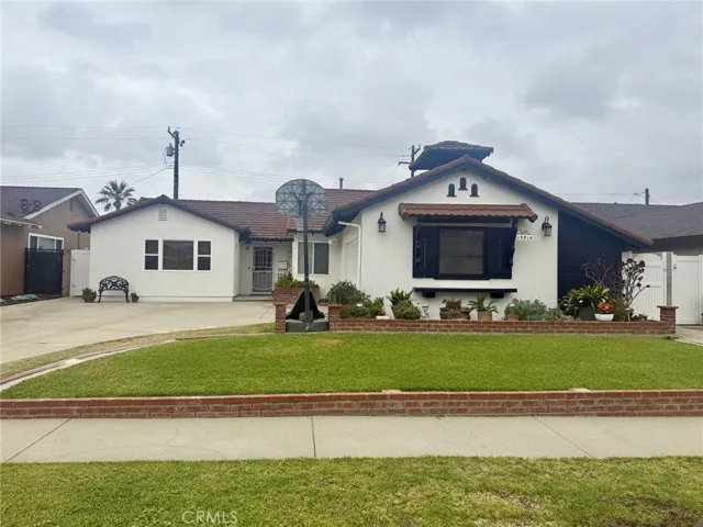 15914 Lawnhill, La Mirada, California 90638