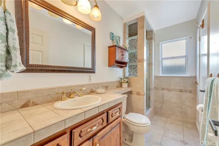 15914 Lawnhill, La Mirada, California 90638