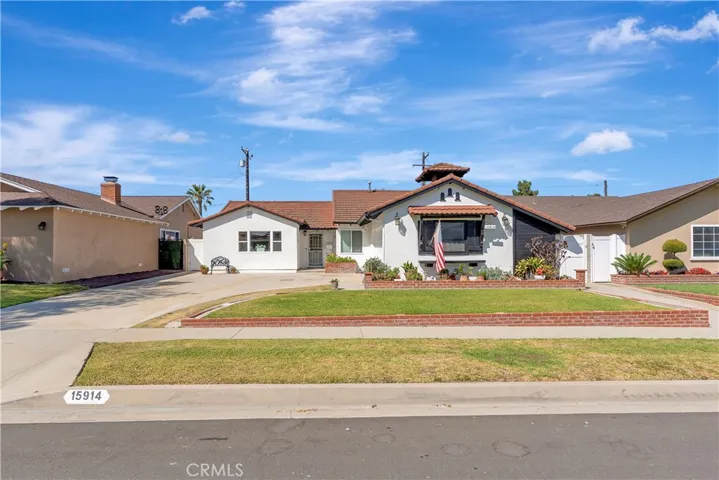 15914 Lawnhill, La Mirada, California 90638