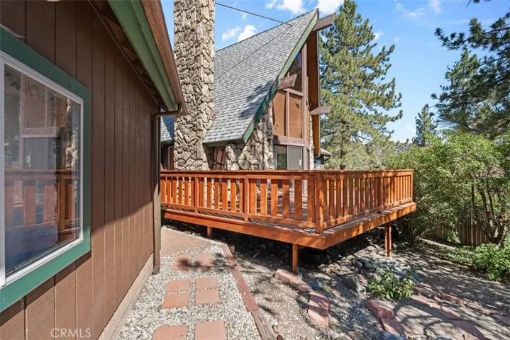 5438 Desert View, Wrightwood, California 92397