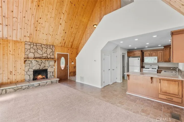 5438 Desert View, Wrightwood, California 92397