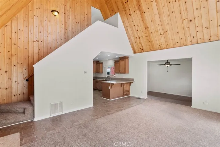 5438 Desert View, Wrightwood, California 92397