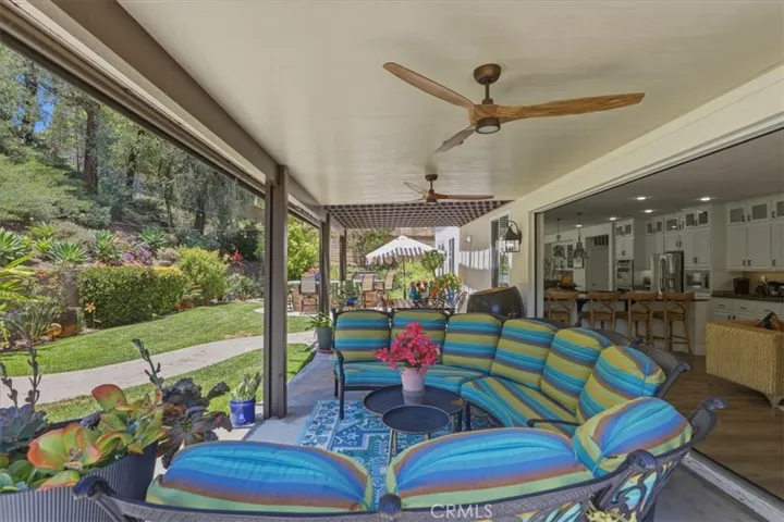 1536 Vandagriff, Corona, California 92883