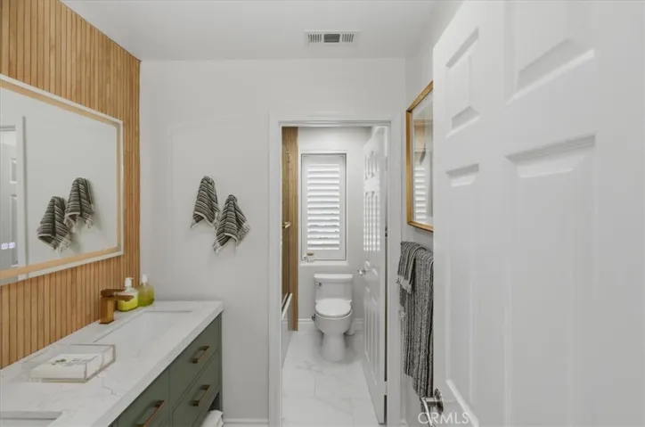 1536 Vandagriff, Corona, California 92883