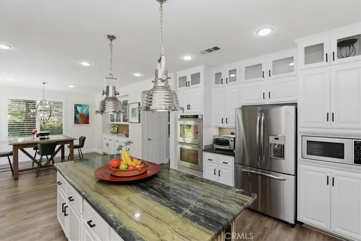1536 Vandagriff, Corona, California 92883