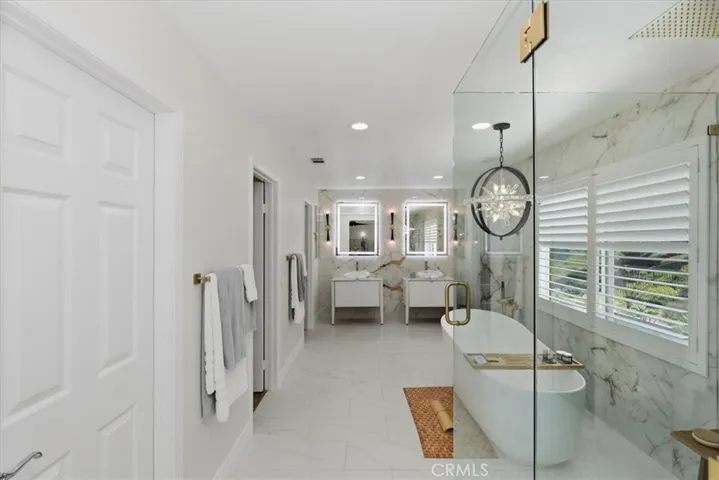 1536 Vandagriff, Corona, California 92883