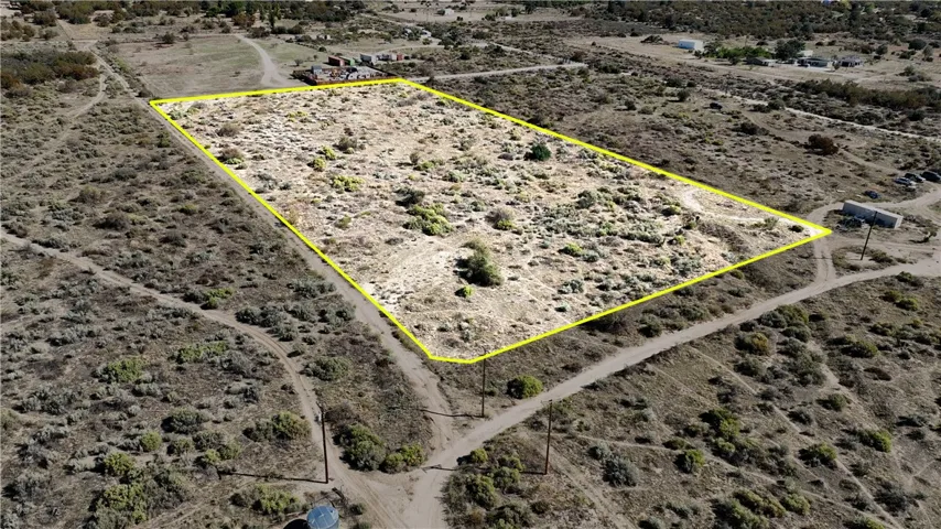 4 Old Forest Rd, Anza, California 92539