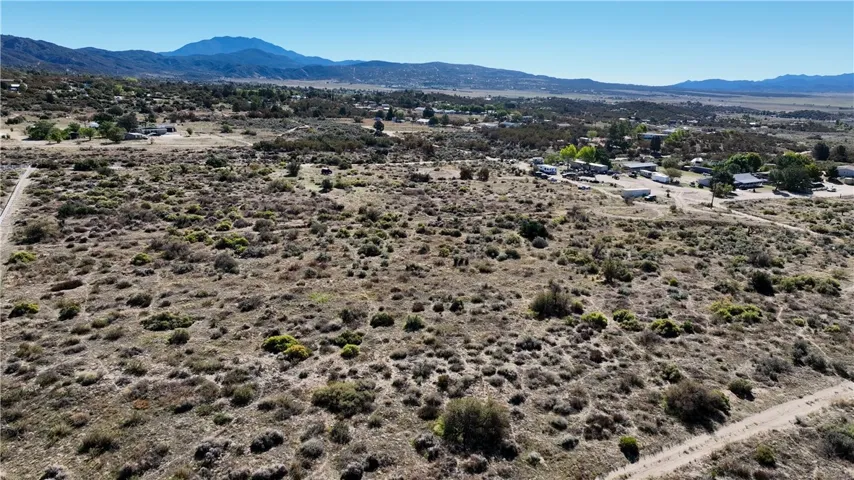 4 Old Forest Rd, Anza, California 92539