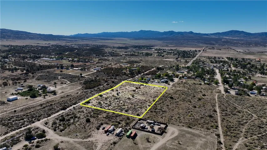 3 Lanik Ln, Anza, California 92539
