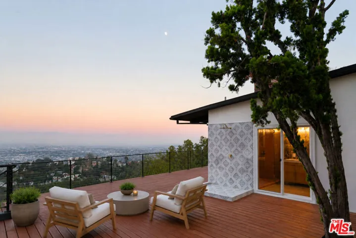 2065 Kew Drive, Los Angeles, California 90046