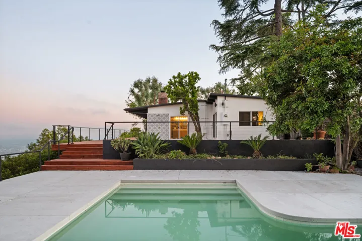 2065 Kew Drive, Los Angeles, California 90046