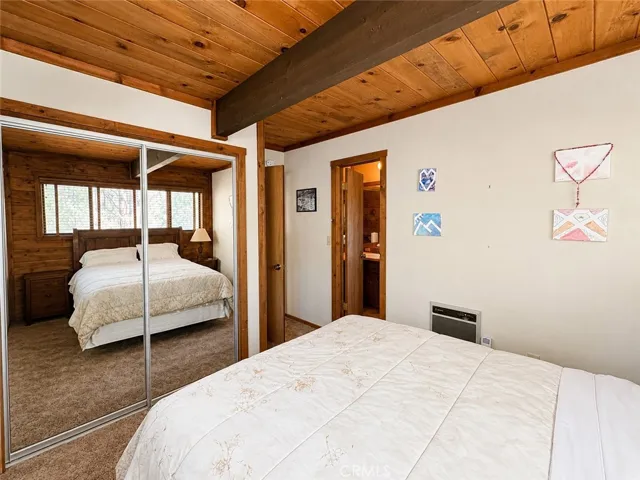 Middle bedroom #2
