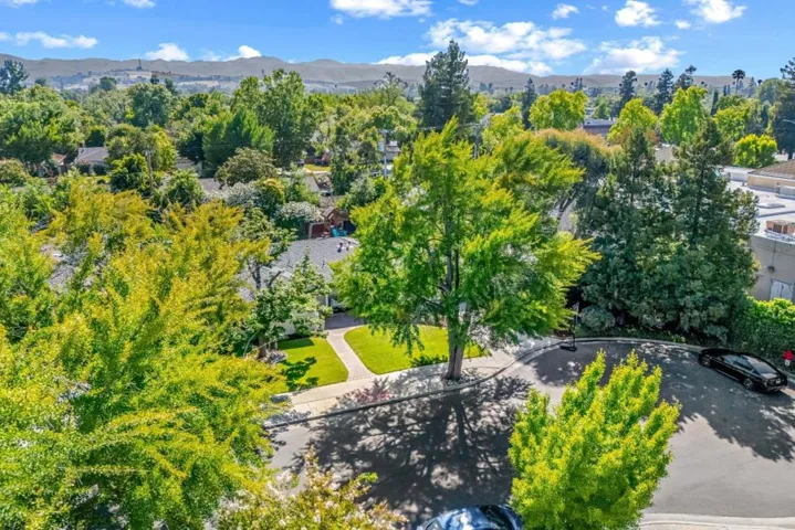 2812 Thrasher Lane, San Jose, California 95125