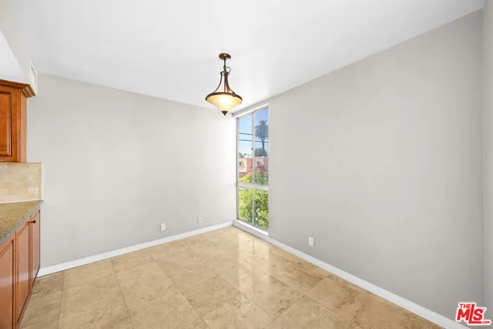 8638 Cashio Street 8, Los Angeles, California 90035