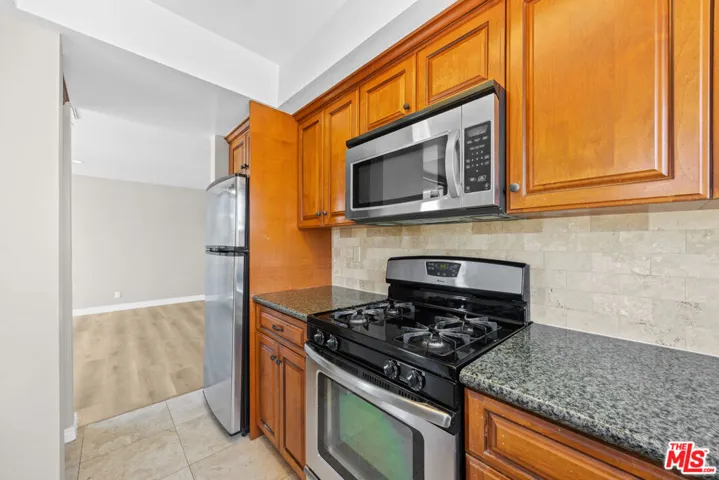 8638 Cashio Street 8, Los Angeles, California 90035