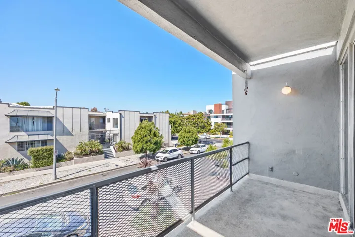 8638 Cashio Street 8, Los Angeles, California 90035
