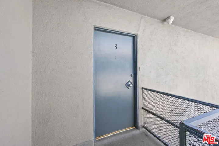 8638 Cashio Street 8, Los Angeles, California 90035
