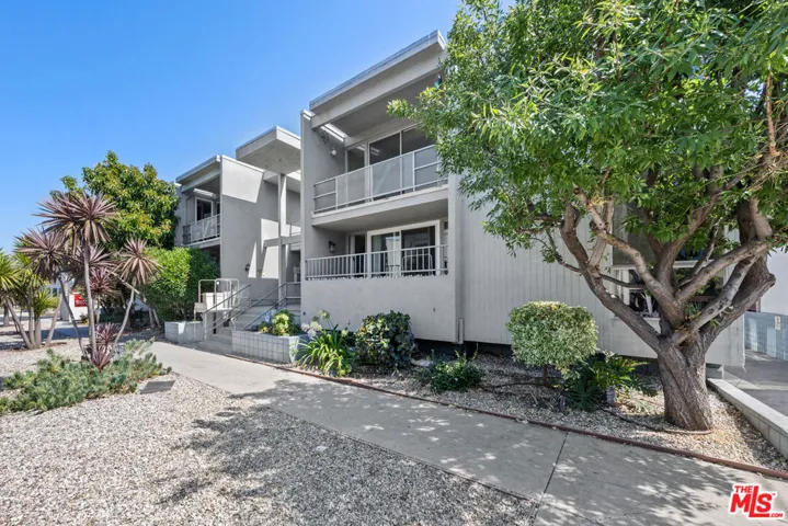 8638 Cashio Street 8, Los Angeles, California 90035
