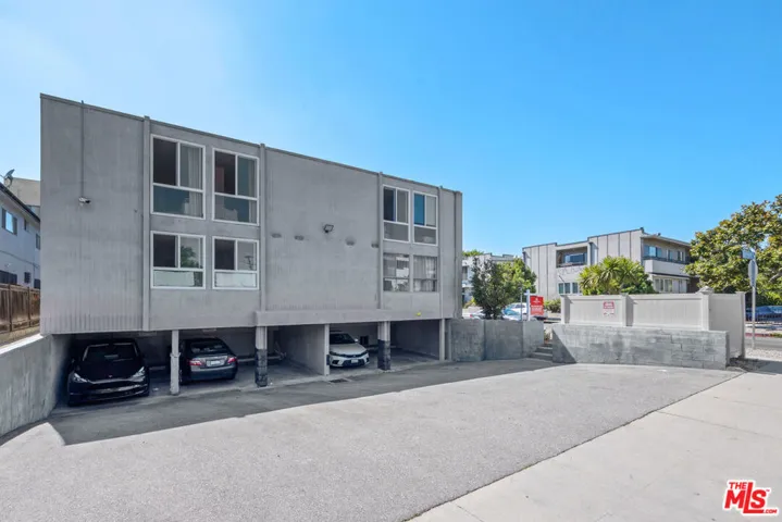8638 Cashio Street 8, Los Angeles, California 90035
