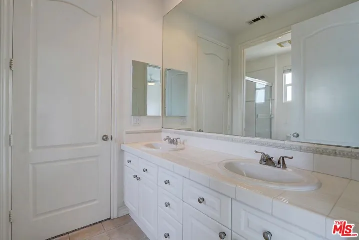 23863 Erin Place, West Hills, California 91304