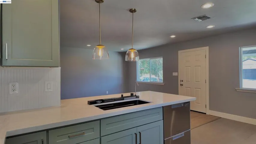 4109 Glascow Dr, North Highlands, California 95660