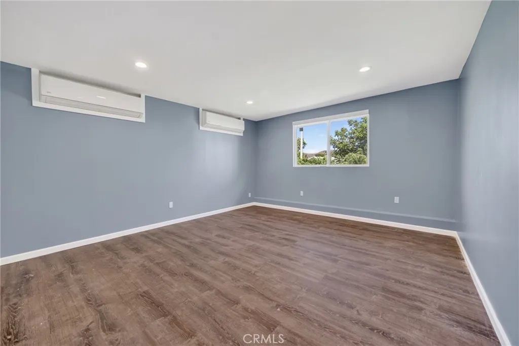 Garage Converted Room 1