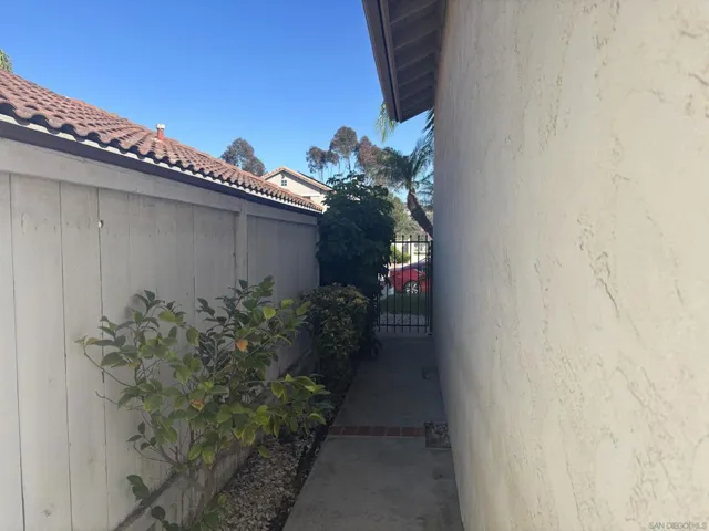 12446 Salmon River Rd, San Diego, California 92129