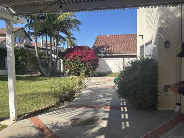 12446 Salmon River Rd, San Diego, California 92129