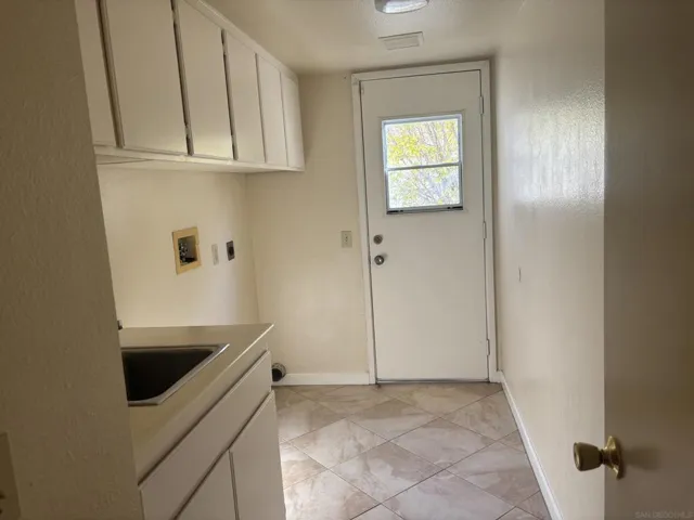 12446 Salmon River Rd, San Diego, California 92129