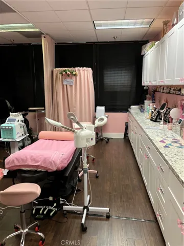 12530 Hesperia Road 12530 Hesperia Rd, Victorville, California 92395