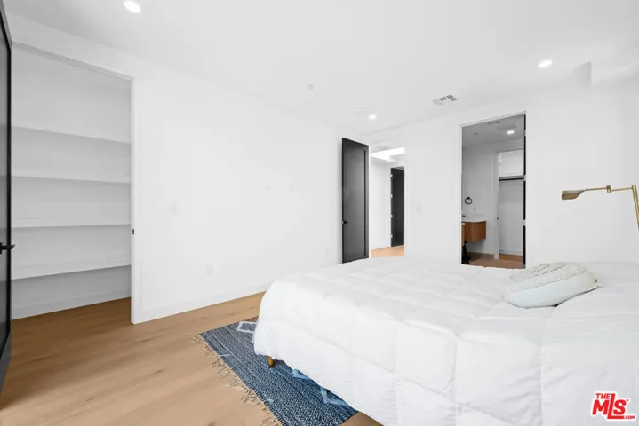 839 N Detroit Street 837, Los Angeles, California 90046