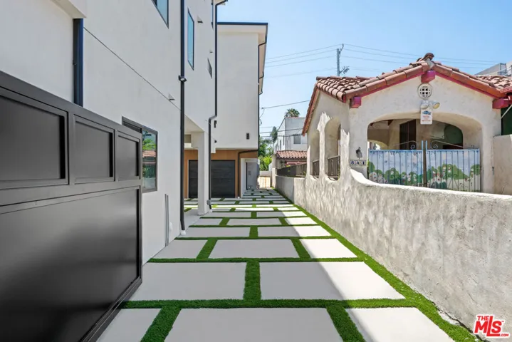 839 N Detroit Street 837, Los Angeles, California 90046