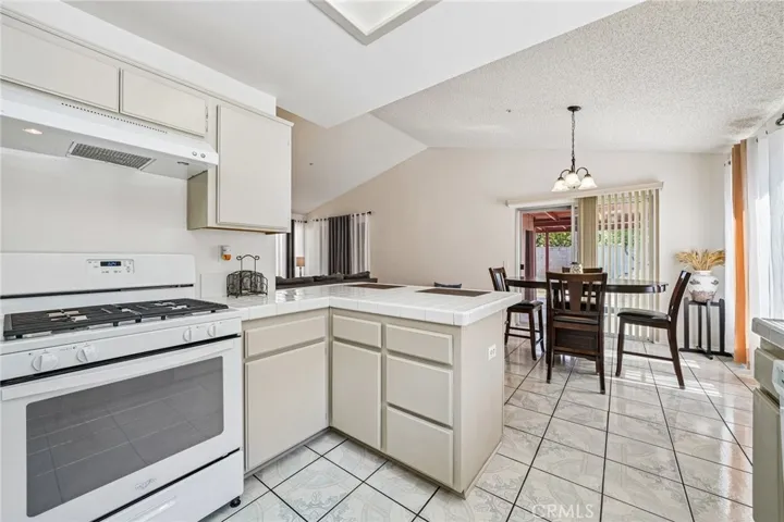 14349 Chesebro Court, Fontana, California 92335