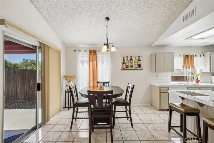 14349 Chesebro Court, Fontana, California 92335