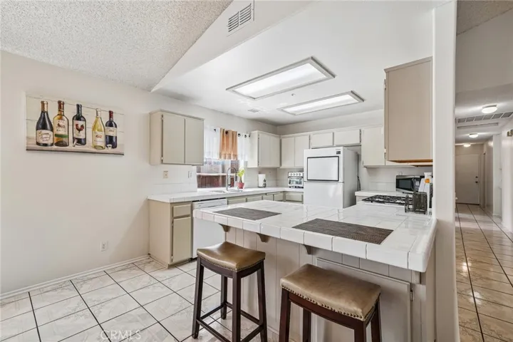 14349 Chesebro Court, Fontana, California 92335