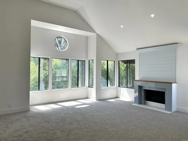 542 Via De La Valle J, Solana Beach, California 92075