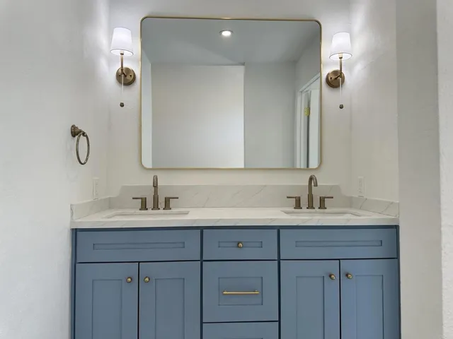 542 Via De La Valle J, Solana Beach, California 92075