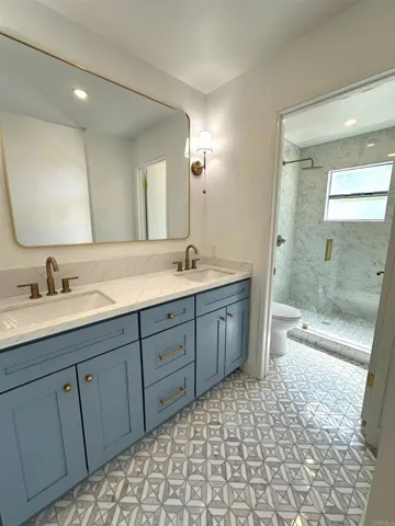 542 Via De La Valle J, Solana Beach, California 92075