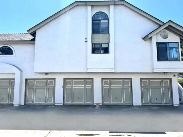 542 Via De La Valle J, Solana Beach, California 92075