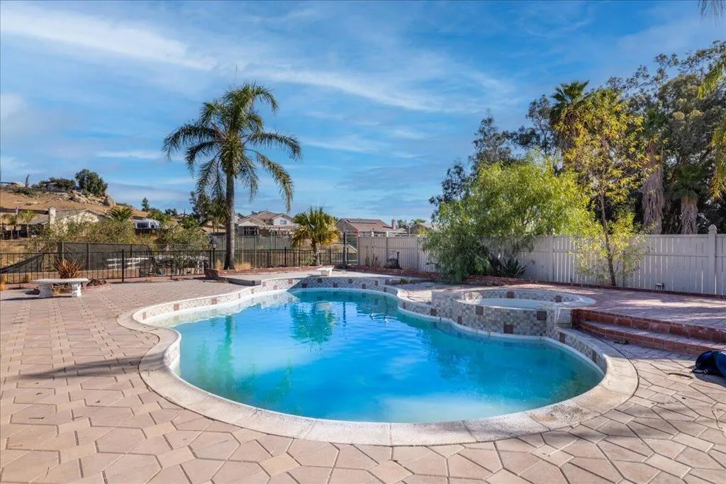 12016 Vista De Cerros Drive, Moreno Valley, California 92555 — photo 5