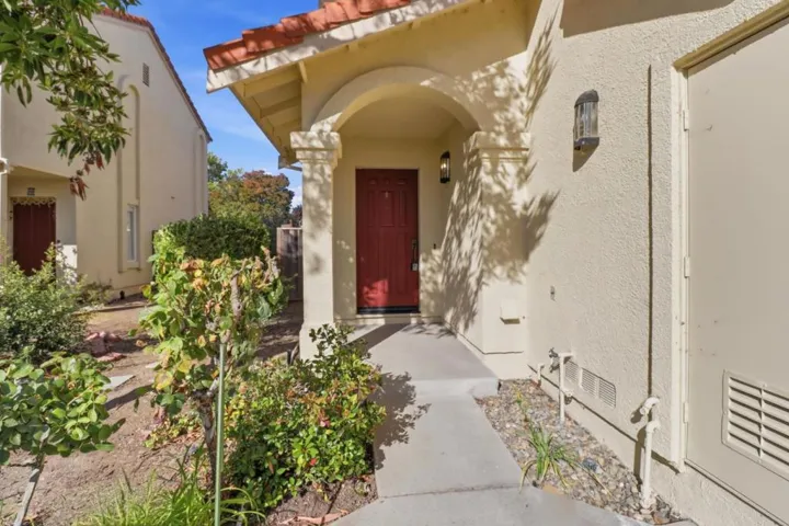 242 Fairmeadow Way, Milpitas, California 95035