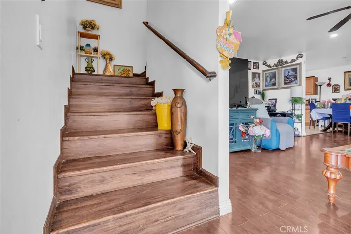 706 W 77th, Los Angeles, California 90044