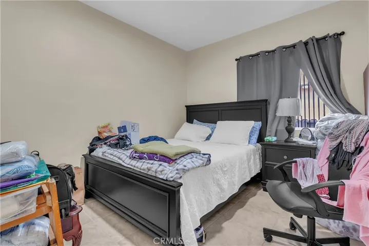 706 W 77th, Los Angeles, California 90044