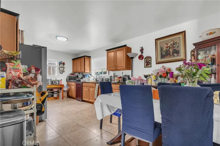 706 W 77th, Los Angeles, California 90044