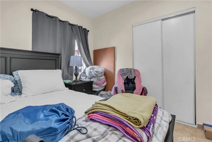 706 W 77th, Los Angeles, California 90044