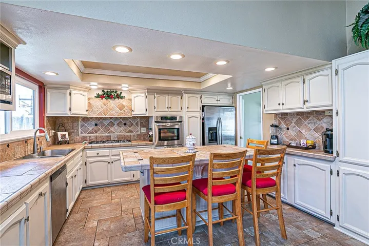 4385 California, Santa Maria, California 93455