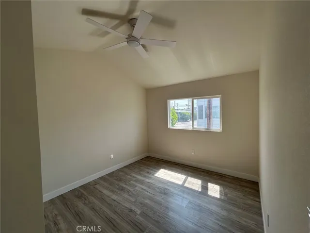 2548 Peck Road 25, Monrovia, California 91016