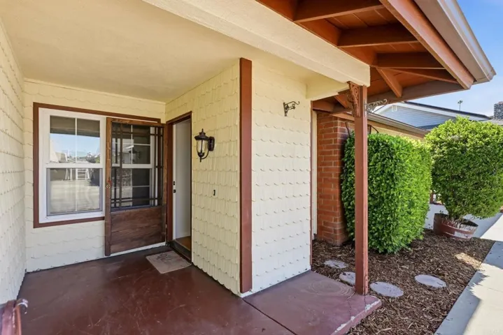 720 Mclain Street, Escondido, California 92027
