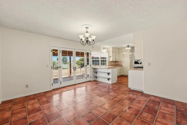 720 Mclain Street, Escondido, California 92027