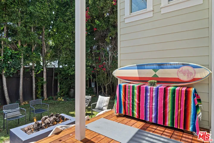 2802 2nd Street, Santa Monica, California 90405